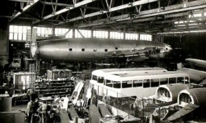 3 Armagnac Et Carrosserie De Bus 1945
